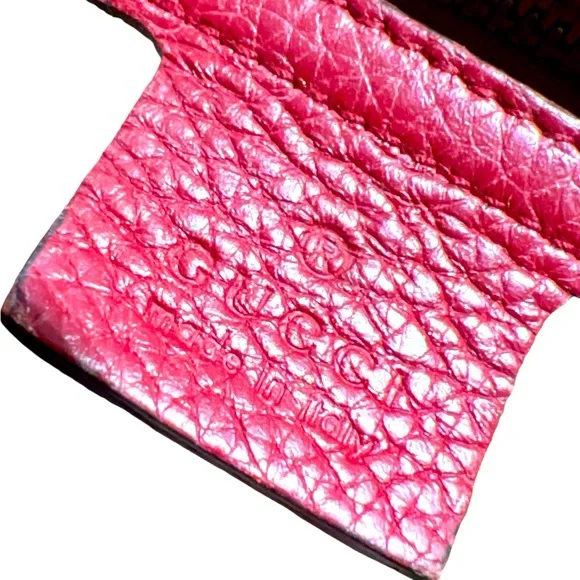 Gucci Calfskin Small GG Marmont Top Handle Bag in Vulcanic Red - Picture 14 of 16